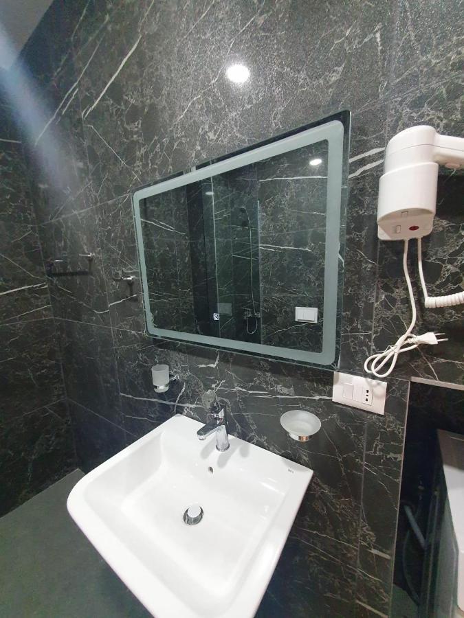 #New Luxury Apartment Tirana Exterior foto